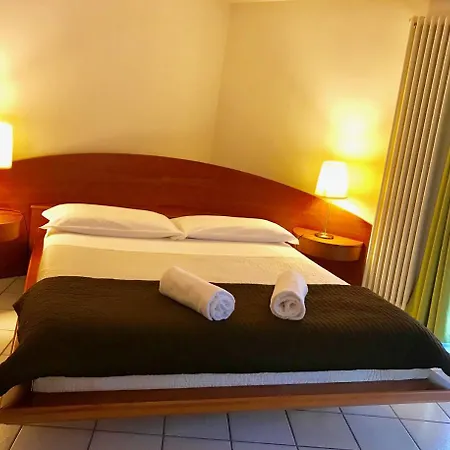 Affittacamere Veronapartment 15 3*